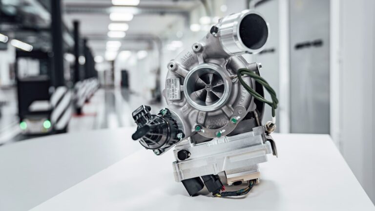 Mercedes Benz: turbos de carretera con tecnología F1