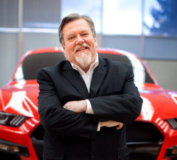 El diseñador de Ford GT y Mustang deja Ford