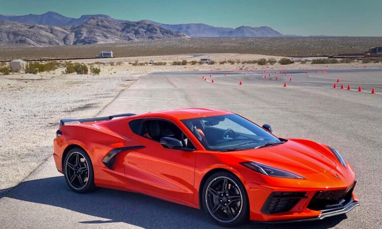 ¿Debería el Chevrolet Corvette C8 parecerse más a un Corvette?