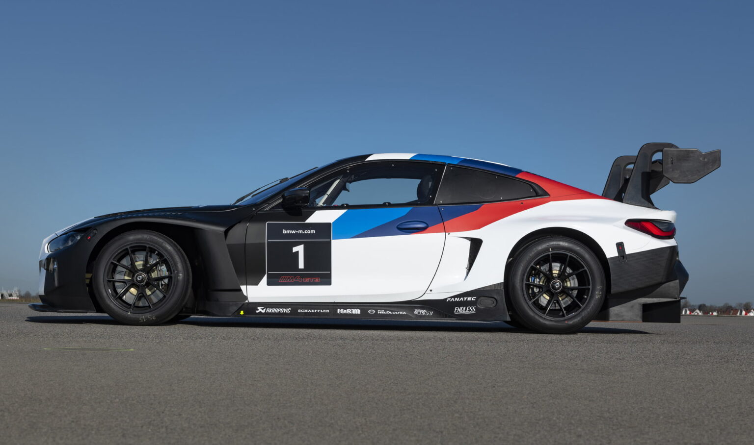 BMW M4 GT3 2022 - World Motors CR