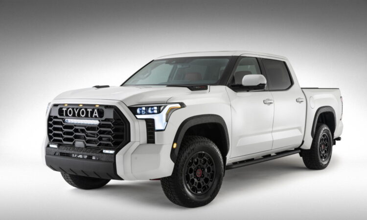 Toyota revela más de su rediseñada Tundra 2022
