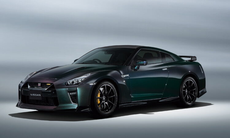 Nissan GT-R T-spec 2021
