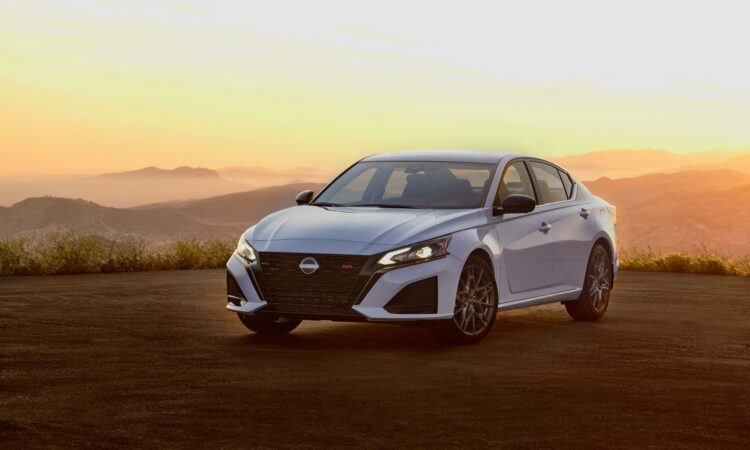 Nissan Altima 2023