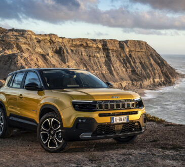Jeep muestra alineación de autos eléctricos