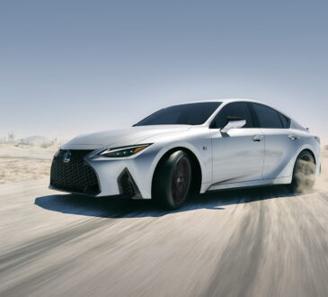Lexus IS 2023