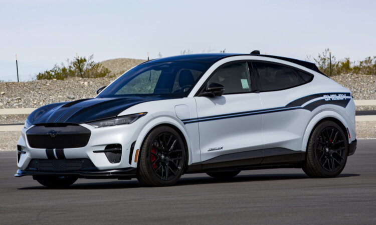 Ford Shelby Mustang Mach-E GT 2023