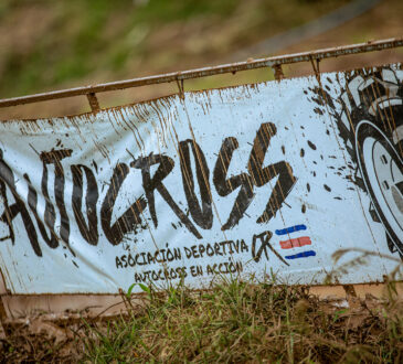 Autocross arranca en grande en Jacó