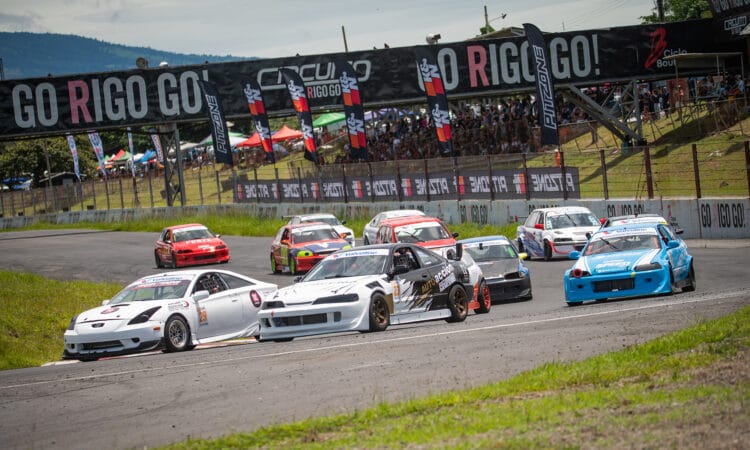 Intensa Jornada de la Copa Valvoline en Parque Viva