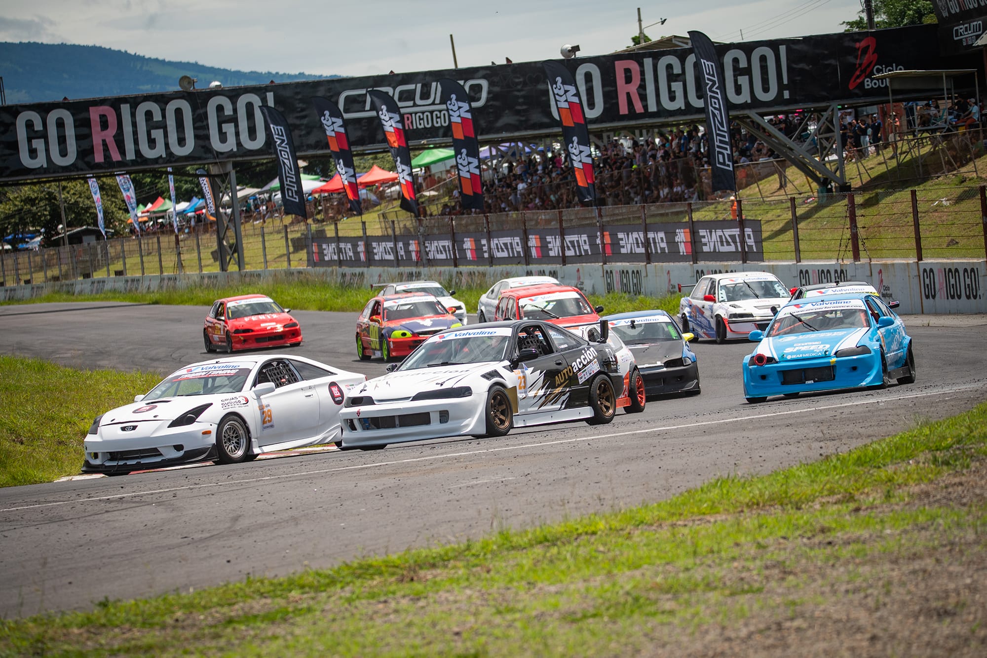 Intensa Jornada de la Copa Valvoline en Parque Viva