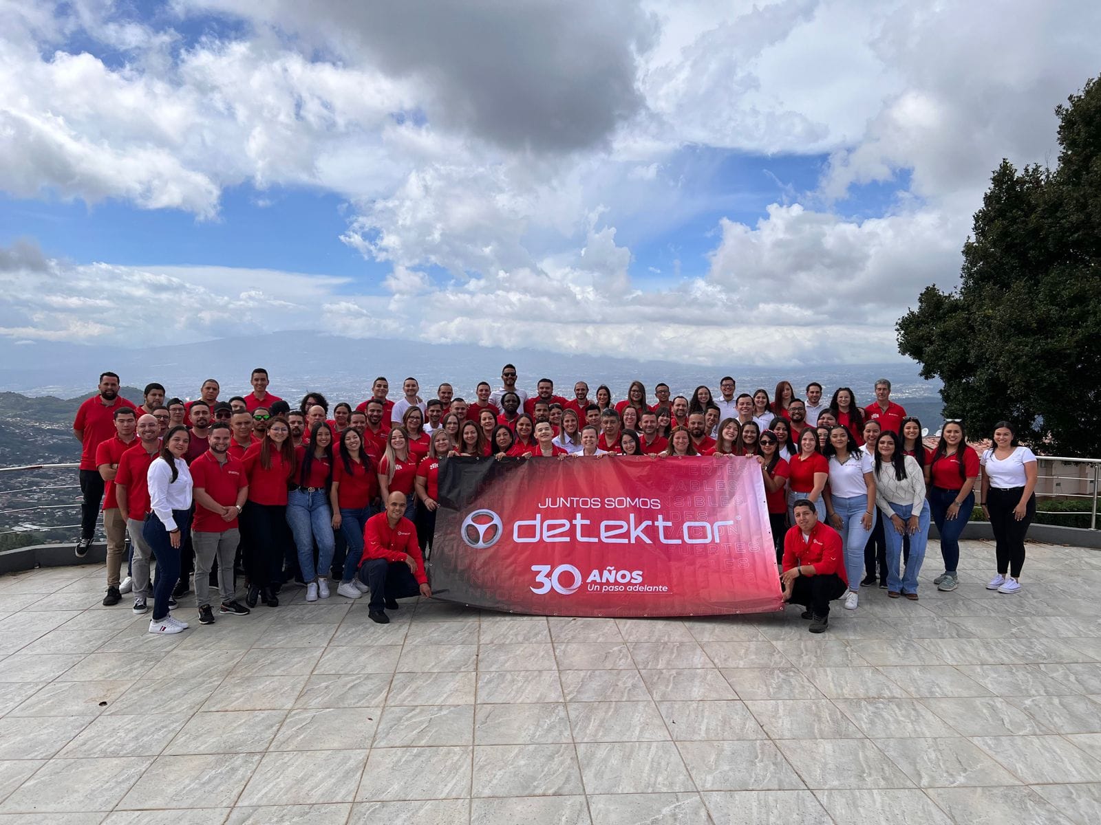Detektor 30 años