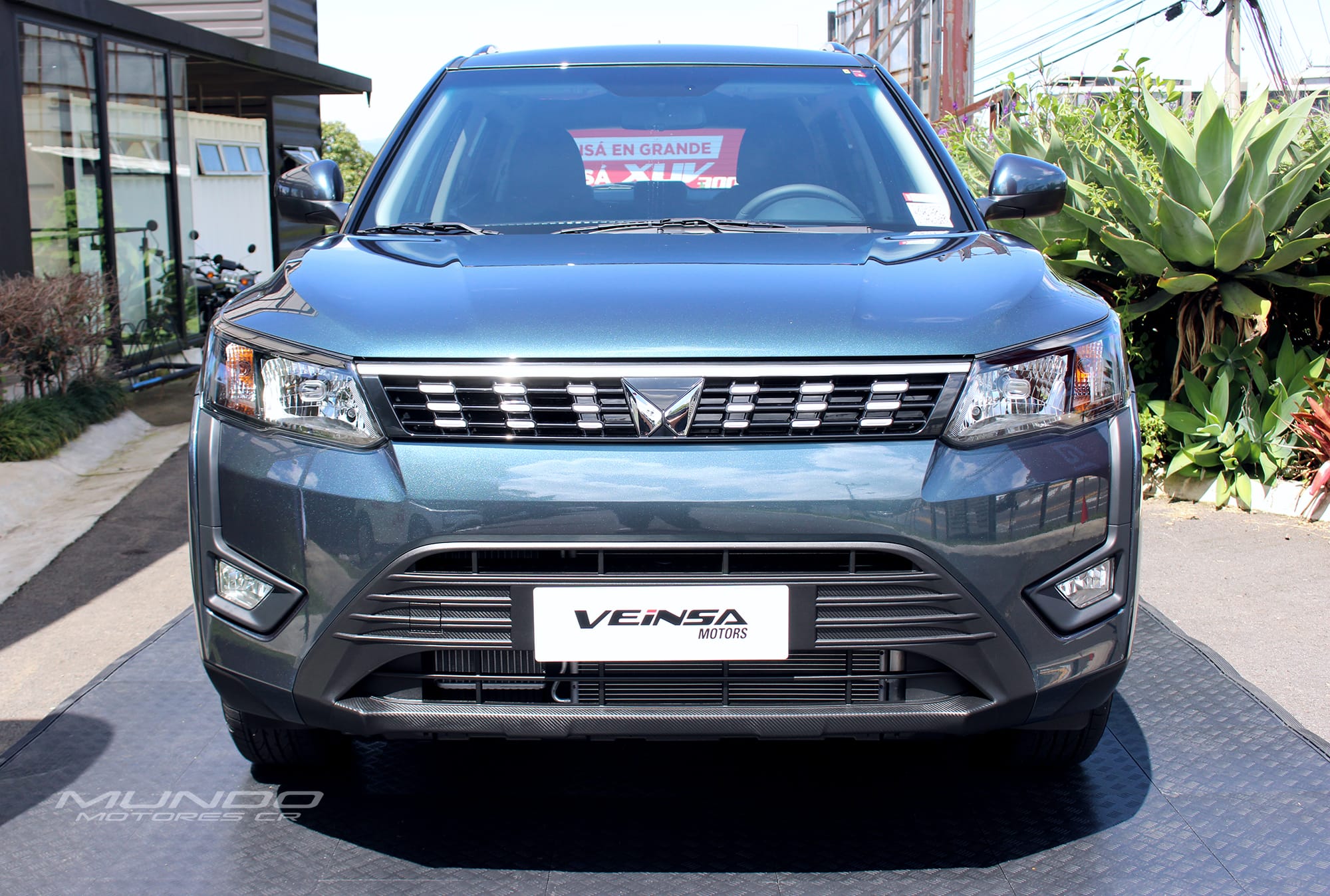 Mahindra XUV 1 Mahindra Costa Rica