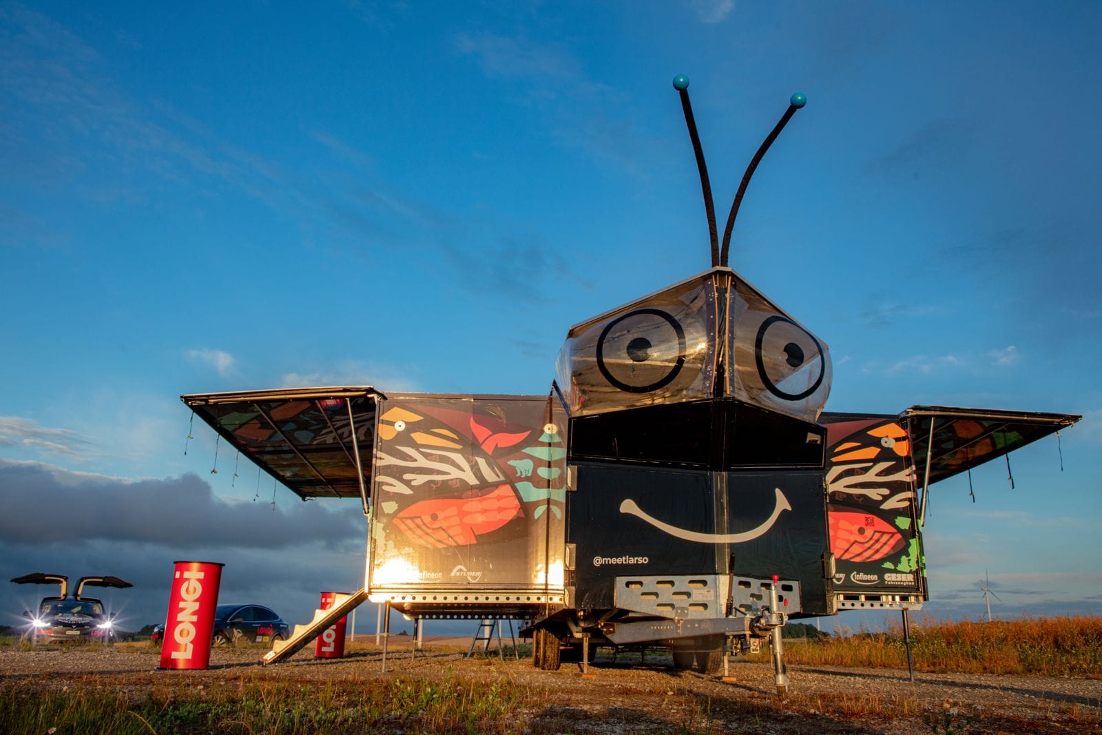 Costa Rica recibe a la Tecnologica Mariposa Solar en su ruta sostenible Costa Rica recibe a la Tecnológica Mariposa Solar en su ruta sostenible
