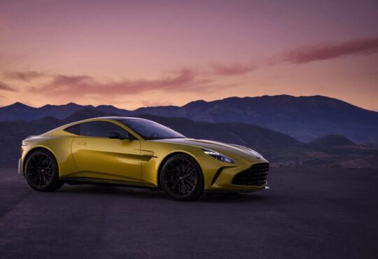 Aston Martin Vantage 2025