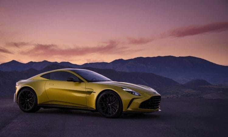 Aston Martin Vantage 2025