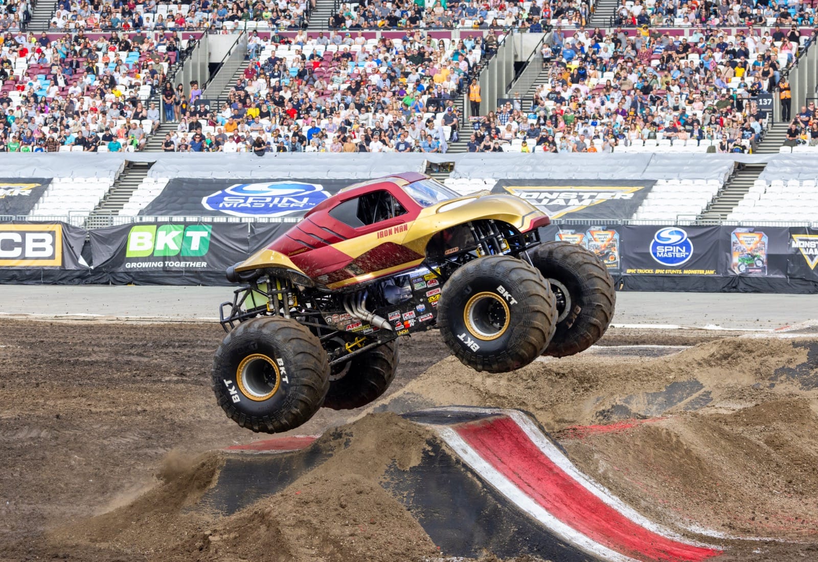 Monster Jam y sus Impresionantes Vehiculos Monster Jam