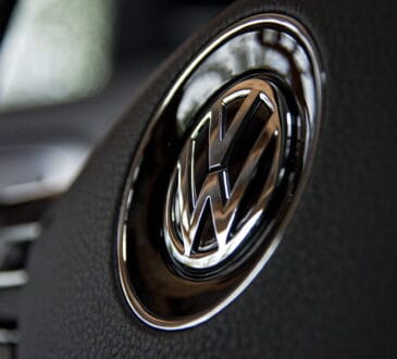 Volkswagen innova con desarrollo de sus propios productos de IA