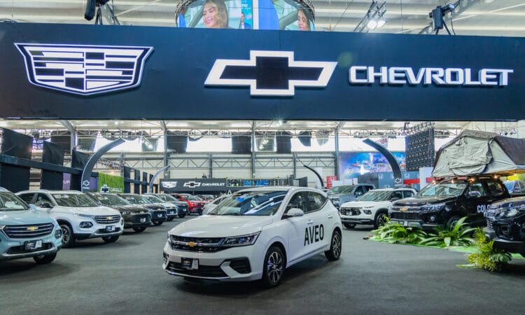 Chevrolet sobresale en Expomóvil con tasa fija por 5 años y calidad destacada en sus 15 modelos