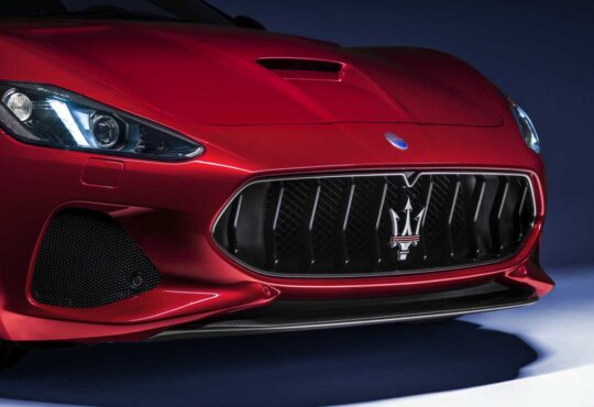Maserati pretende eliminar de manera progresiva los autos de gasolina para 2028
