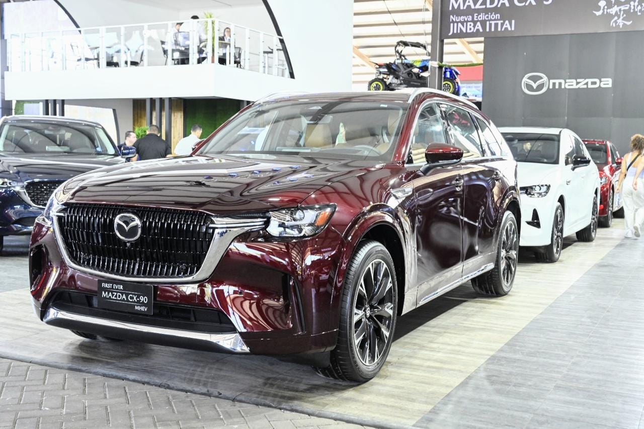 Mazda destaca su gama premium en Expomóvil 2024