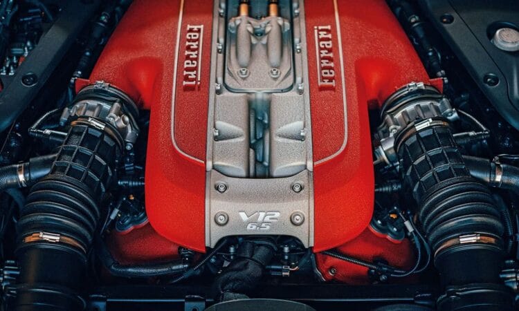 Ferrari continuará con los V-12 hasta que sean prohibidos