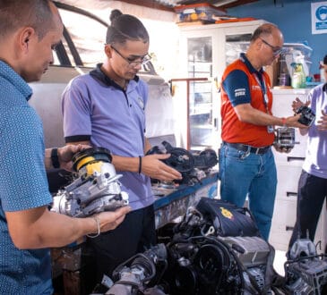 Empresa tica de repuestos impulsa la educacion inclusiva en mecanica