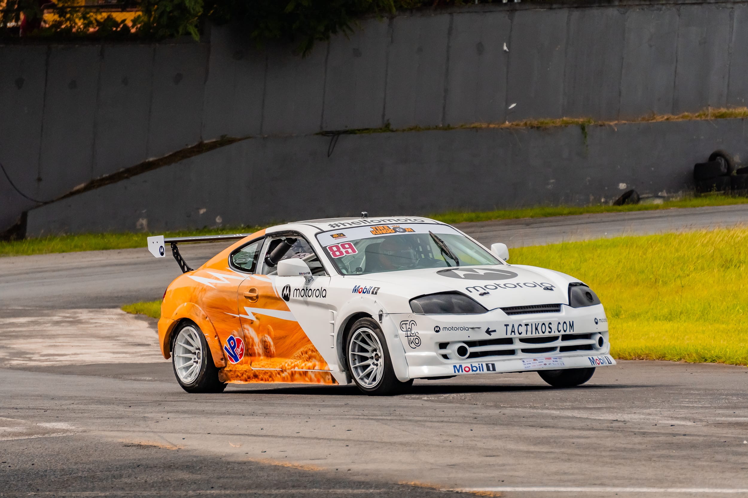 automovilismo con la copa motorola