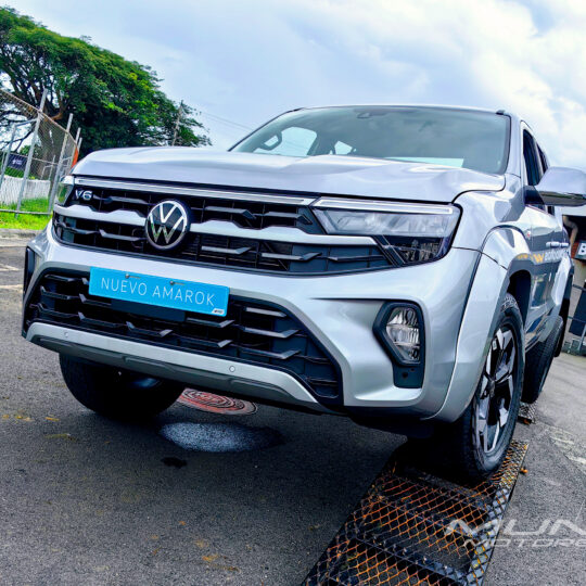 ficha técnica volkswagen amarok 2025