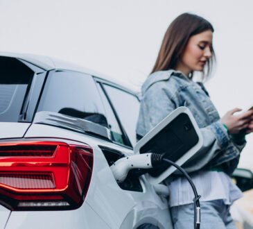 reducción de costos con movilidad eléctrica