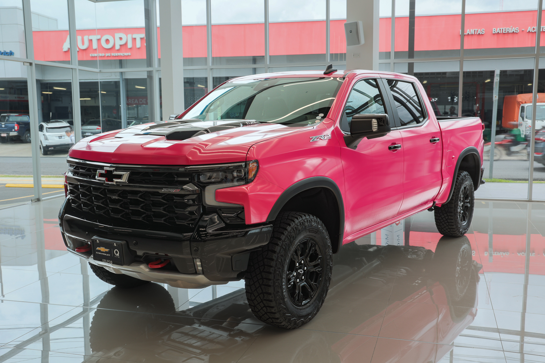 un mensaje rosa donara cuatro sillones clinicos al hospital max peralta un mensaje rosa donará cuatro sillones clínicos al hospital max peralta