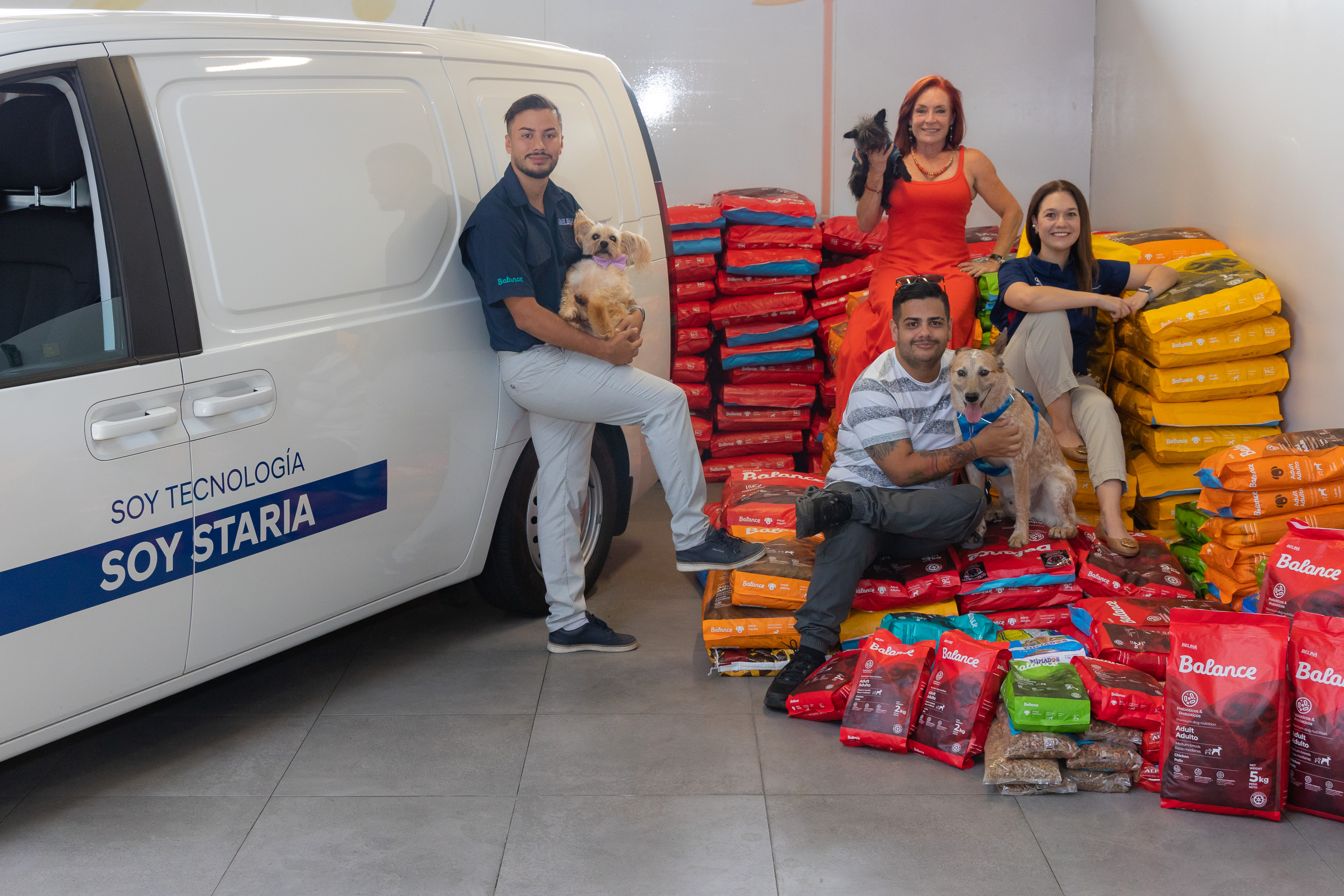 zaguatón bate récord con 12 toneladas de alimento