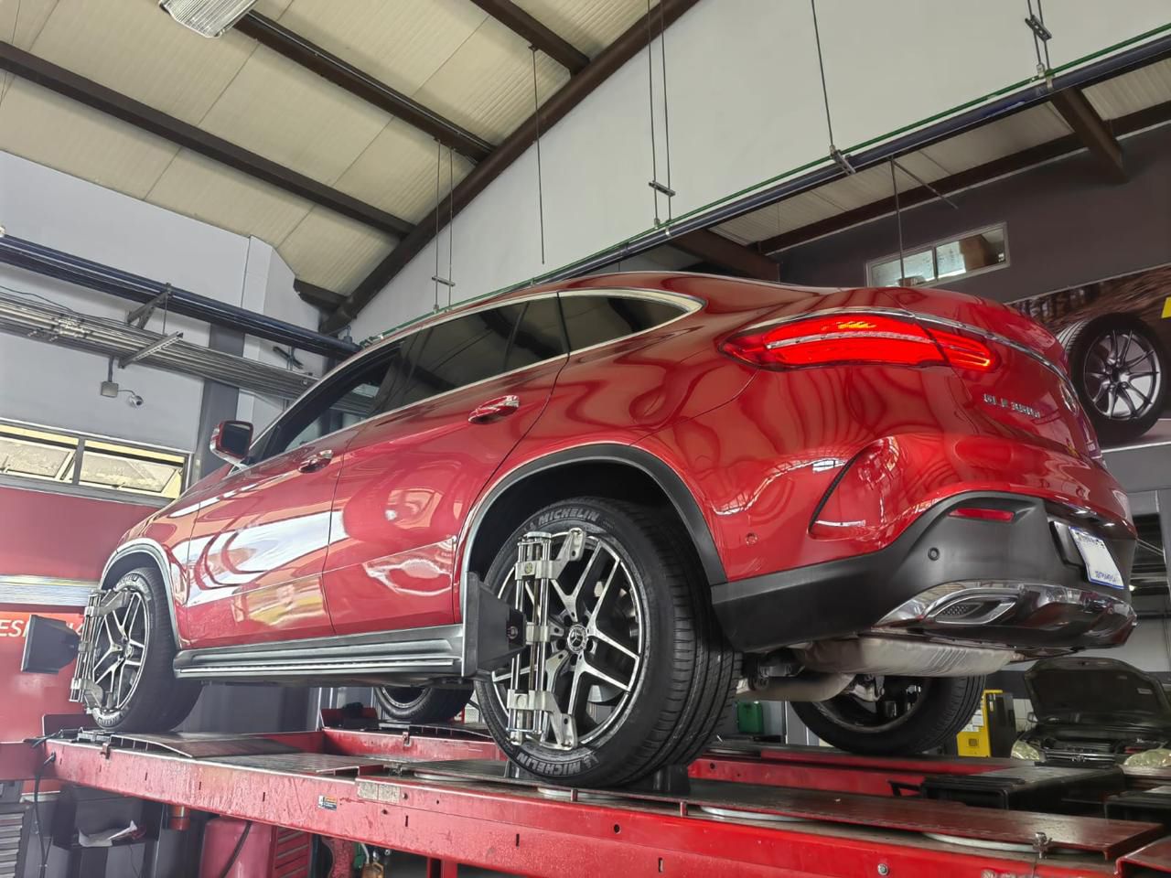 Mal cuidado de llantas eleva el riesgo de accidentes y consumo de combustible Mal cuidado de llantas