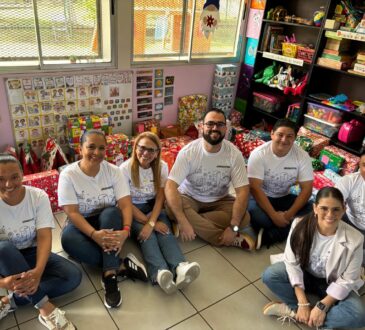 Bridgestone lleva alegría navideña