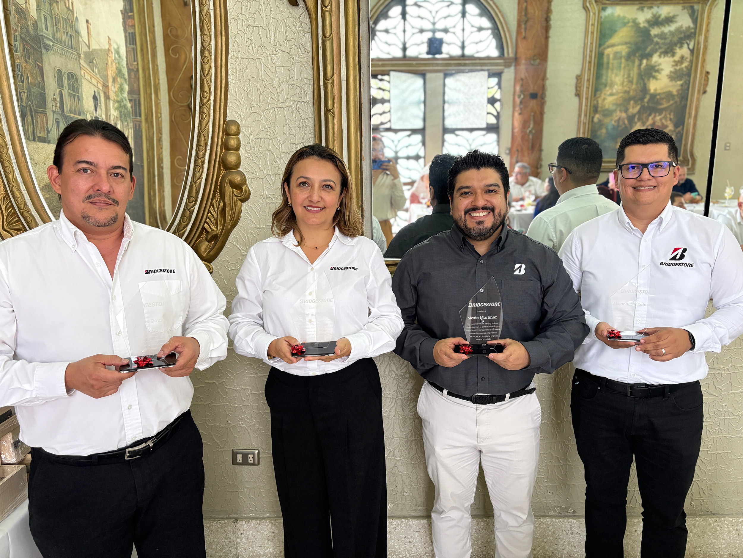 Bridgestone reafirma su liderazgo Bridgestone reafirma su liderazgo