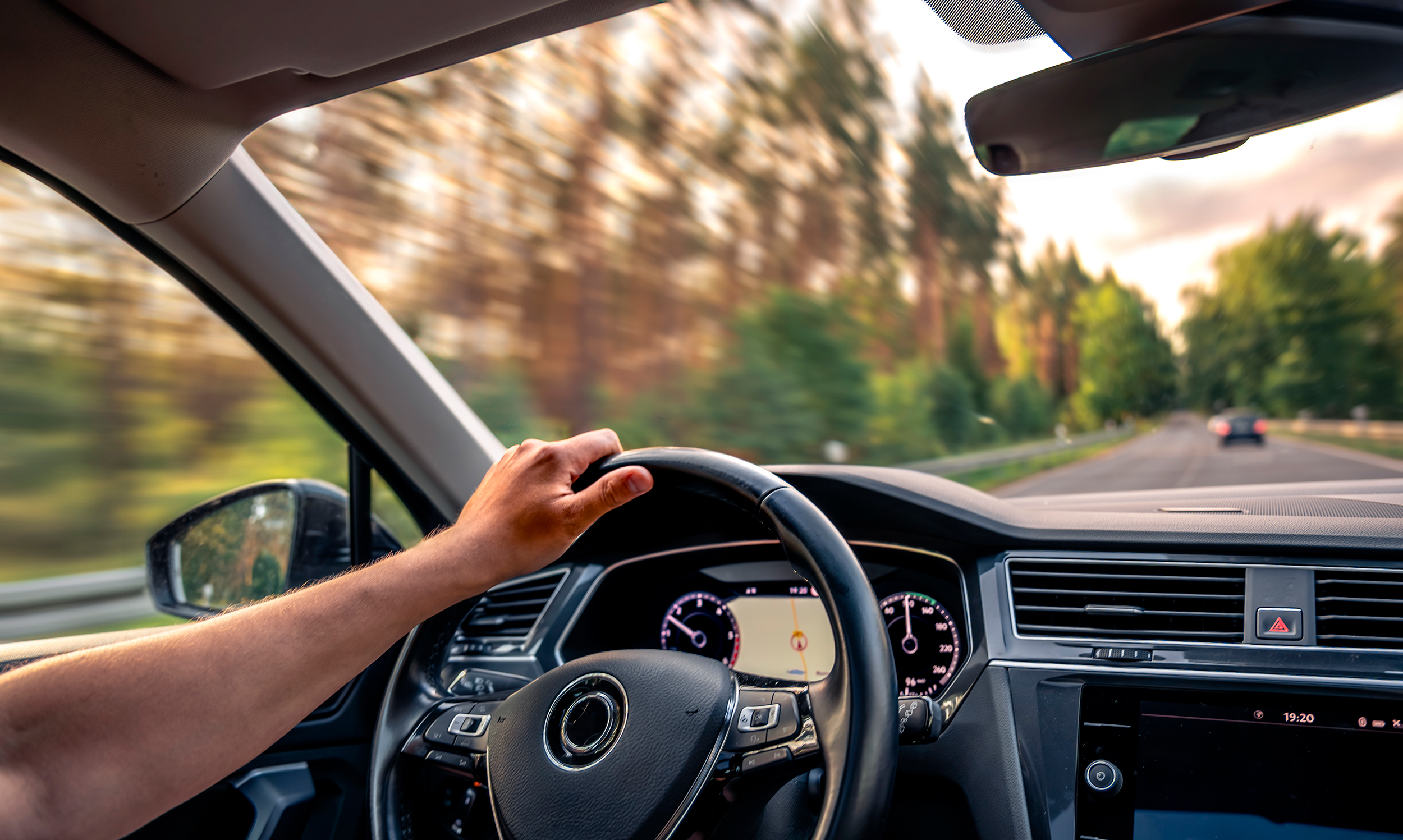 5 mitos automotrices que muchos conductores siguen creyendo
